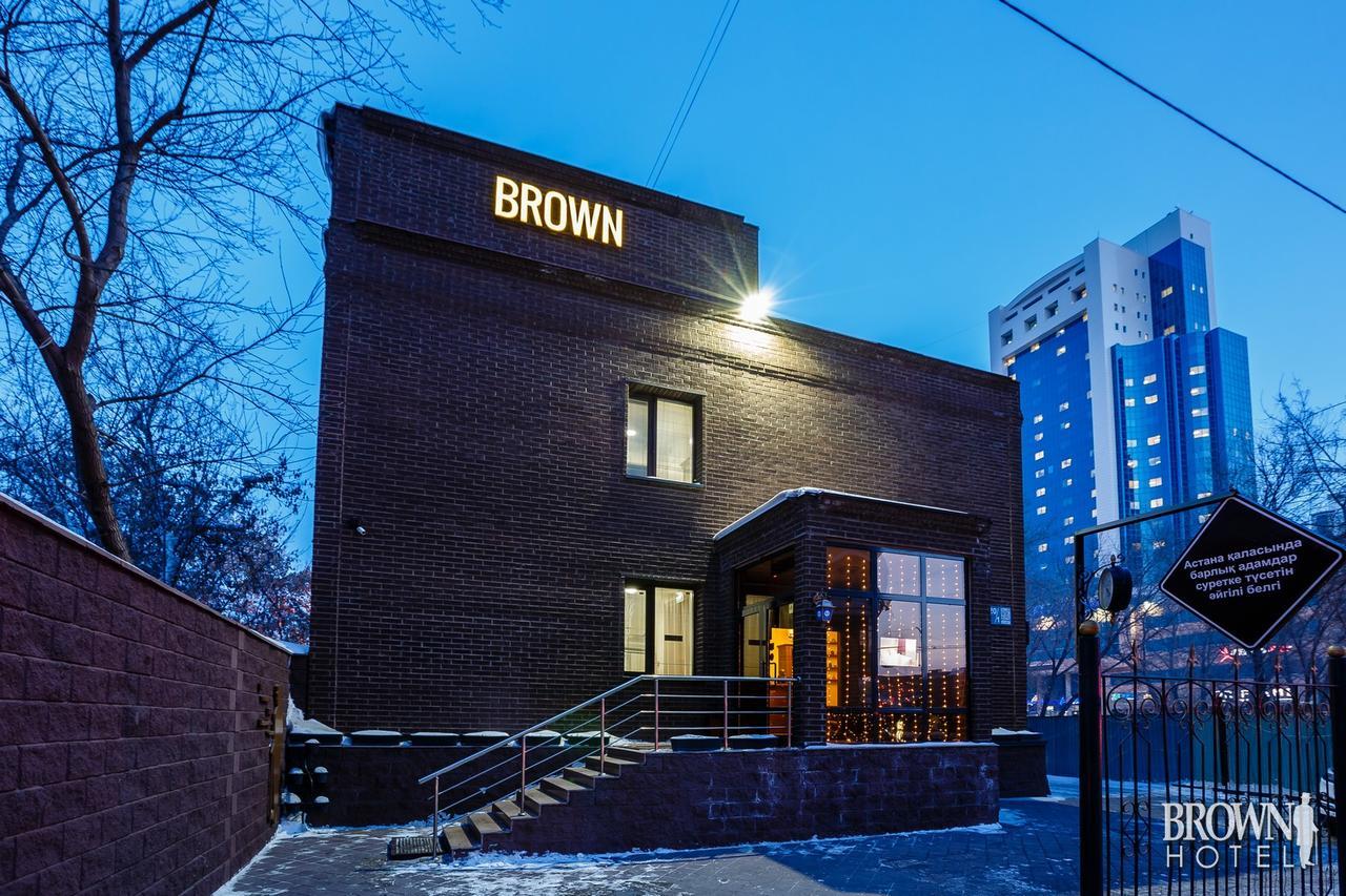 Brown Hotel Astana Luaran gambar
