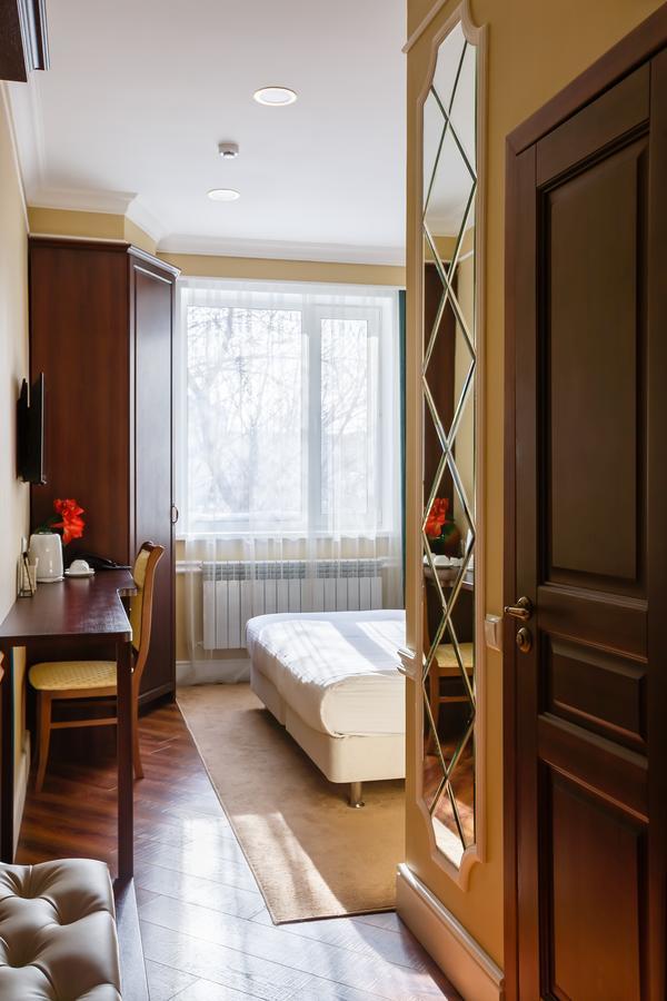 Brown Hotel Astana Luaran gambar