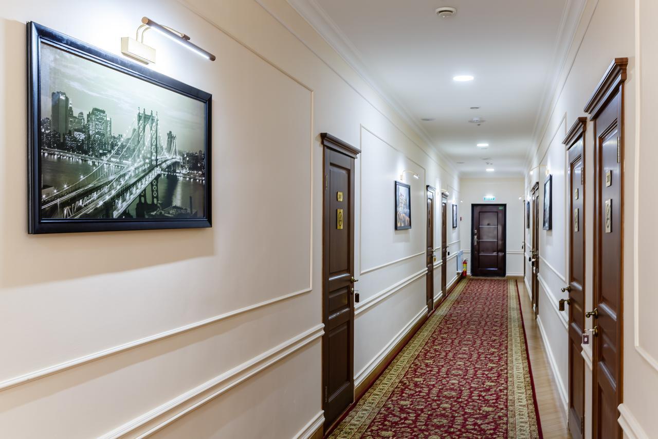 Brown Hotel Astana Luaran gambar