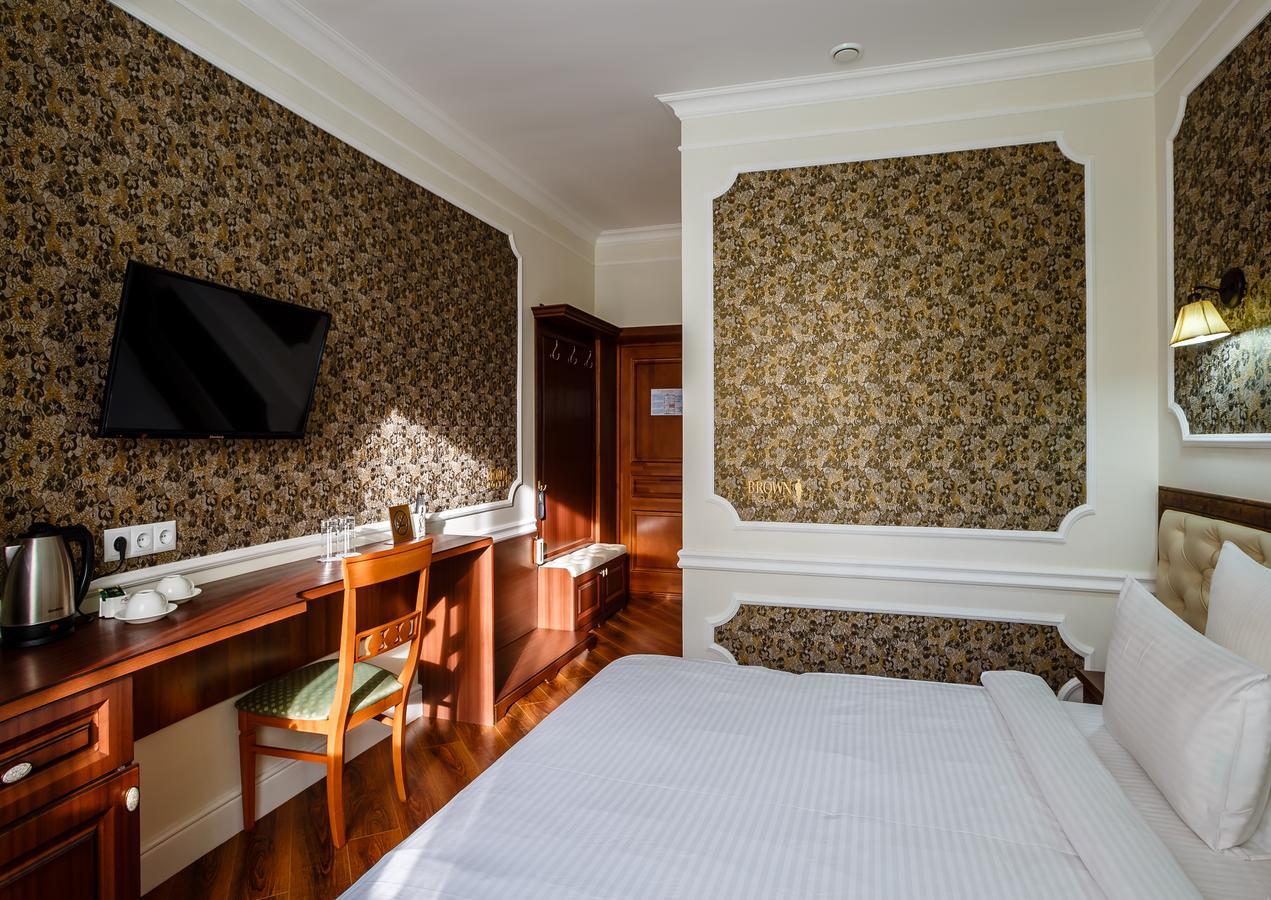 Brown Hotel Astana Luaran gambar
