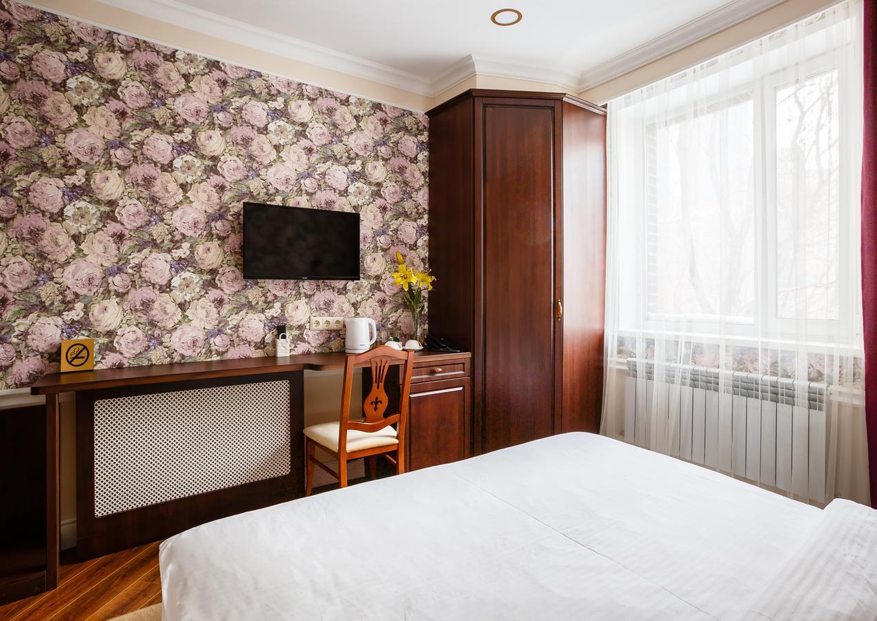 Brown Hotel Astana Luaran gambar
