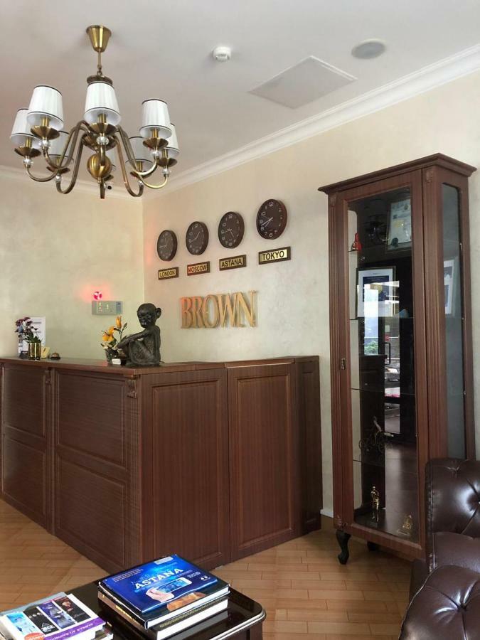 Brown Hotel Astana Luaran gambar