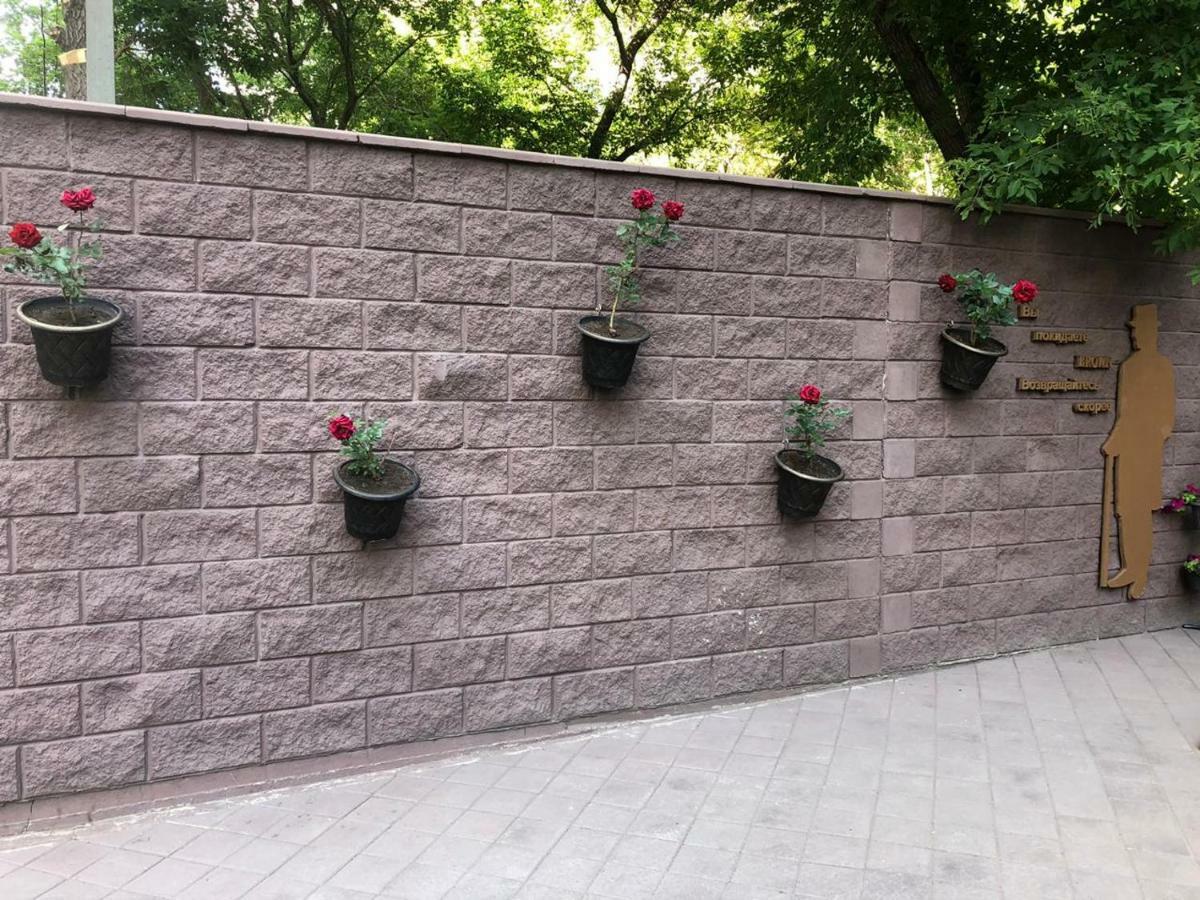 Brown Hotel Astana Luaran gambar