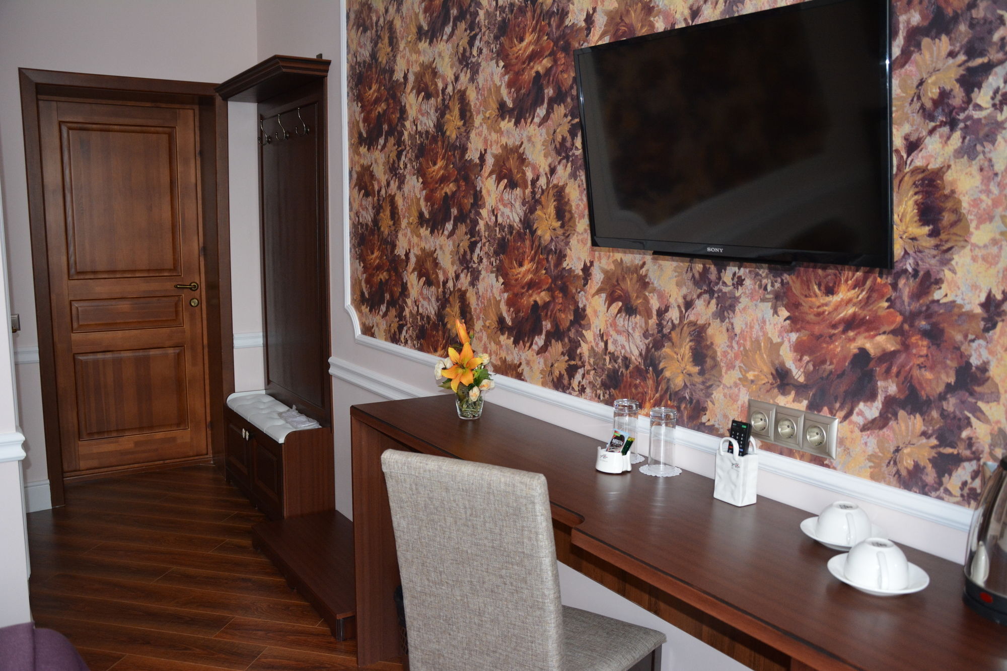 Brown Hotel Astana Luaran gambar